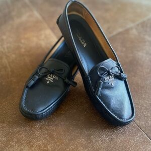 Prada Black Saffiano Leather Driving Moccasin, size 7.5.  Very comfortable.
